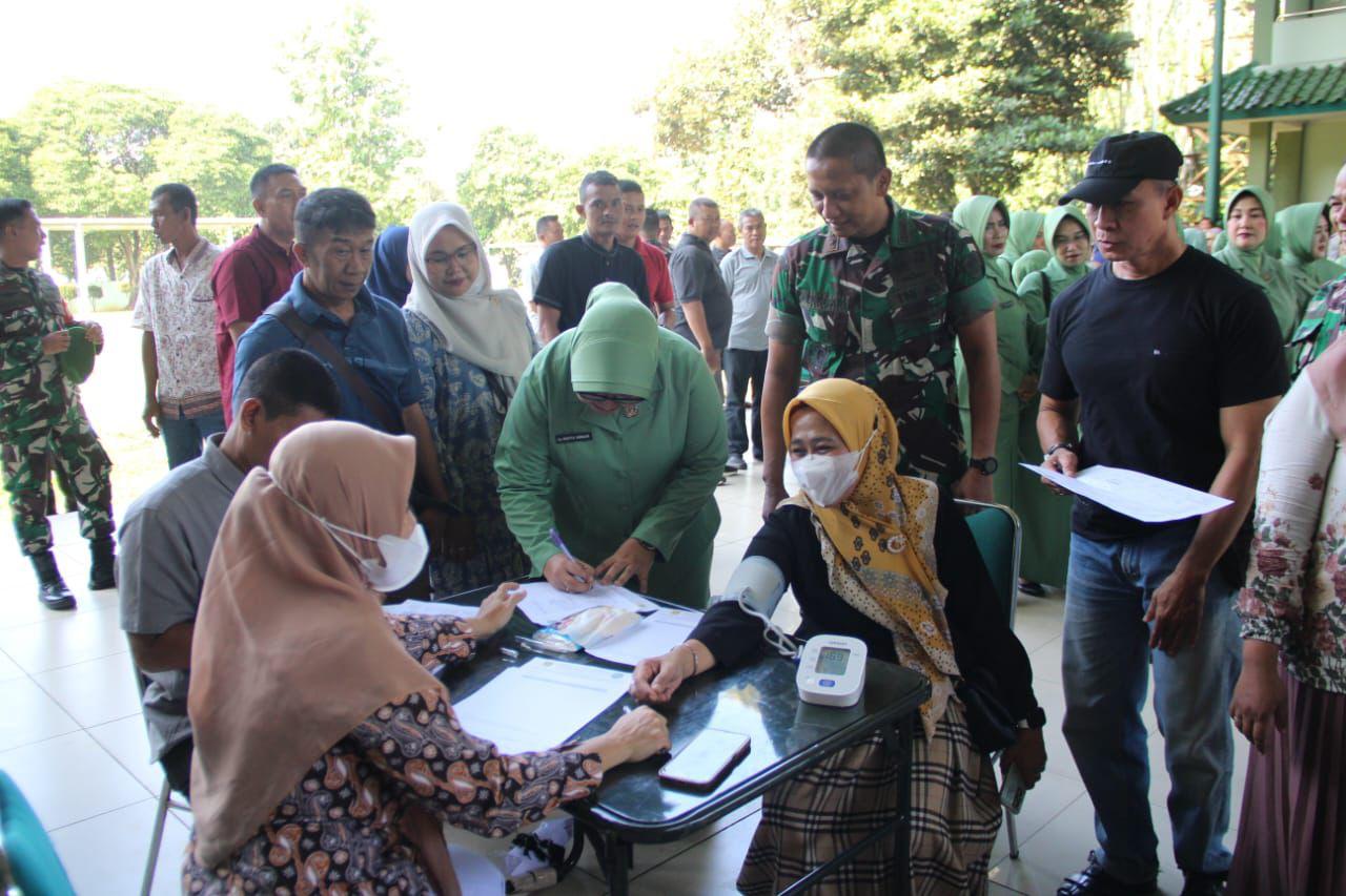 Sambut HUT TNI ke-80, Kodim 0621/Kabupaten Bogor Gelar Baksos Kesehatan   