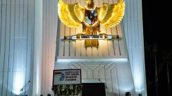 Panglima TNI Hadiri Upacara Ziarah Nasional Peringatan Hari Pahlawan 2025 di TMPNU Kalibata