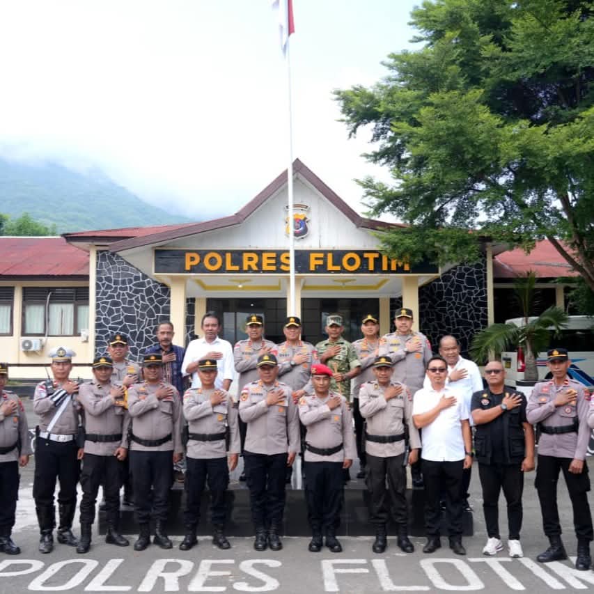Wakapolri Menyapa Personel Polres Flores Timur, Tekankan Standar Layanan 110 & Pamapta Merata Nasional