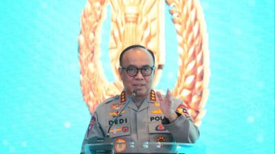 Wakapolri Komjen Dedi Prasetyo Raih Penghargaan Kepemimpinan Publik dari Fakultas Hukum Universitas Brawijaya