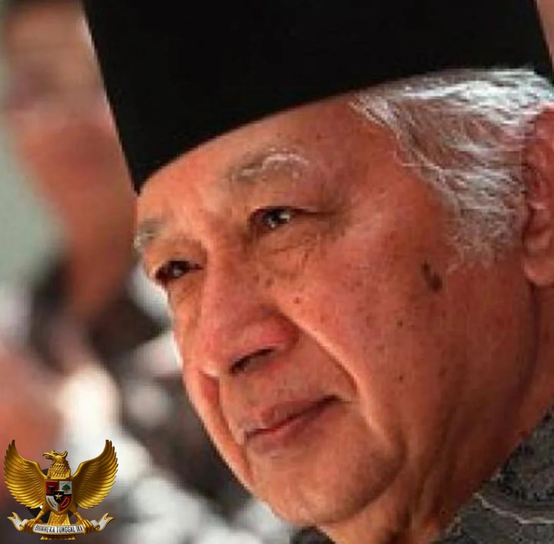 PROF DR Sutan Nasional Mengucapkan Terimakasih Kepada Presiden RI Dengan Di Angkatnya Jendral Besar H.M Soeharto Sebagai Pahlawan Nasional