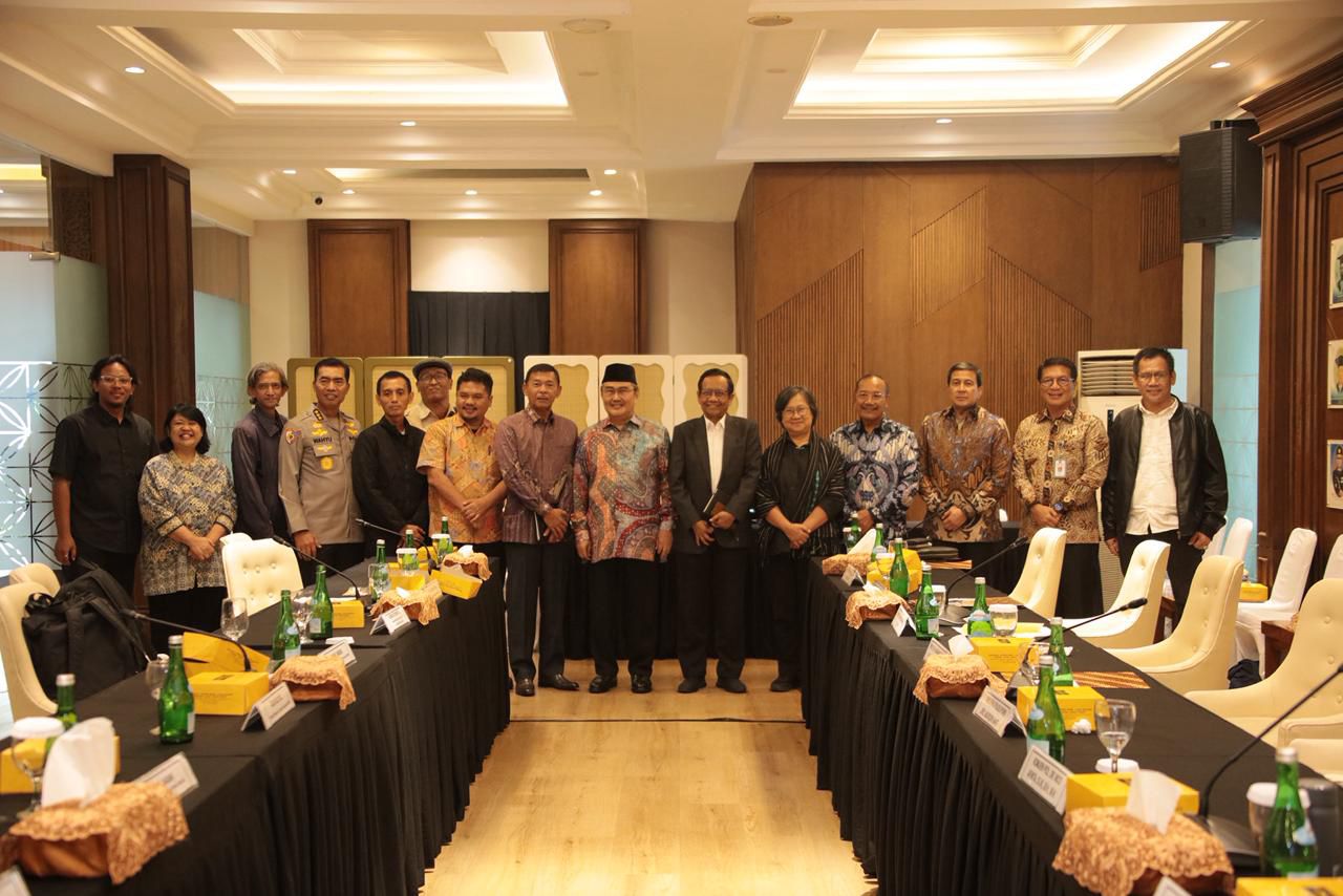 Audiensi Komisi Percepatan Reformasi Polri Dengan Organisasi Kelompok Masyarakat