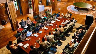 Presiden Prabowo Pimpin Ratas Bahas Percepatan Penanganan Bencana dan Kesiapan Libur Nataru