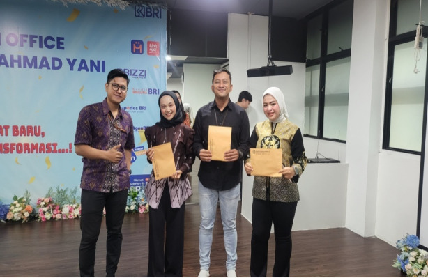 BRI KC Tangerang Ahmad Yani Berikan Apresiasi kepada Pekerja yang Berhasil Capai Target Performance