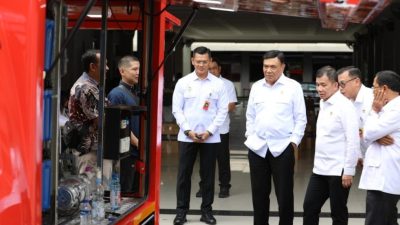 Kapolda Metro Jaya Tinjau Kondisi Korban Kecelakaan Mobil Pengangkut MBG di RS Koja