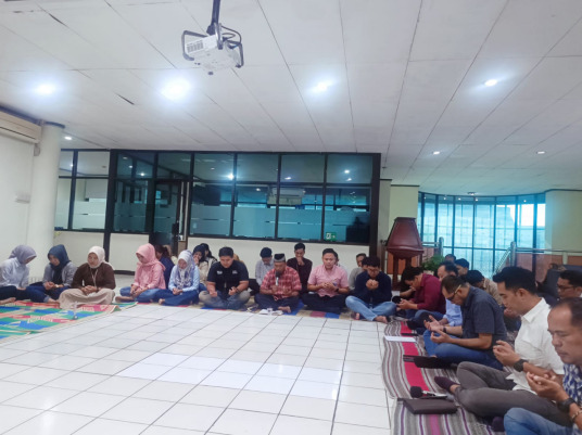 Jumat Berkah BRI KC Cilegon, Wujud Kepedulian dan Silaturahmi Bersama Masyarakat