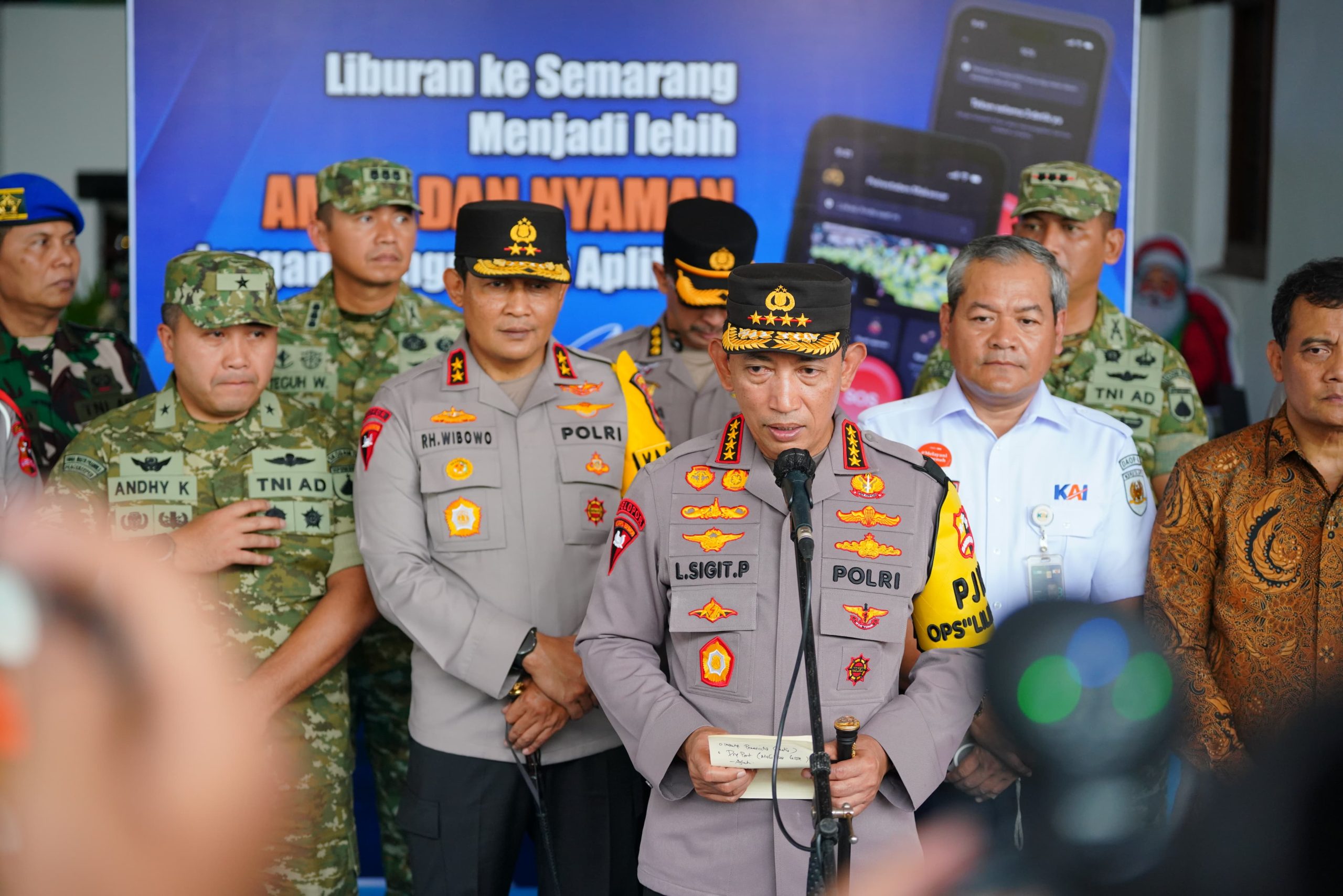 Kapolri Tekankan Kewaspadaan Cuaca Ekstrem dan Kesiapsiagaan Penanganan Bencana Selama Nataru
