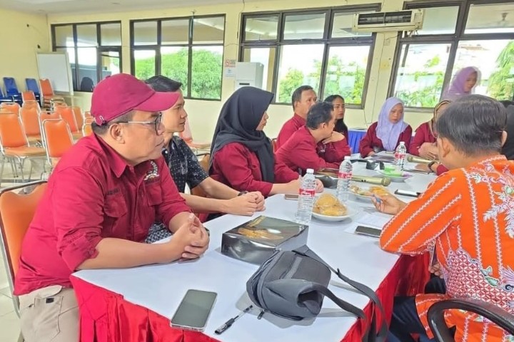 Peranan Ketua LMK Kelurahan Johar Baru Patut Dipertanyakan Dimata Hukum Publik