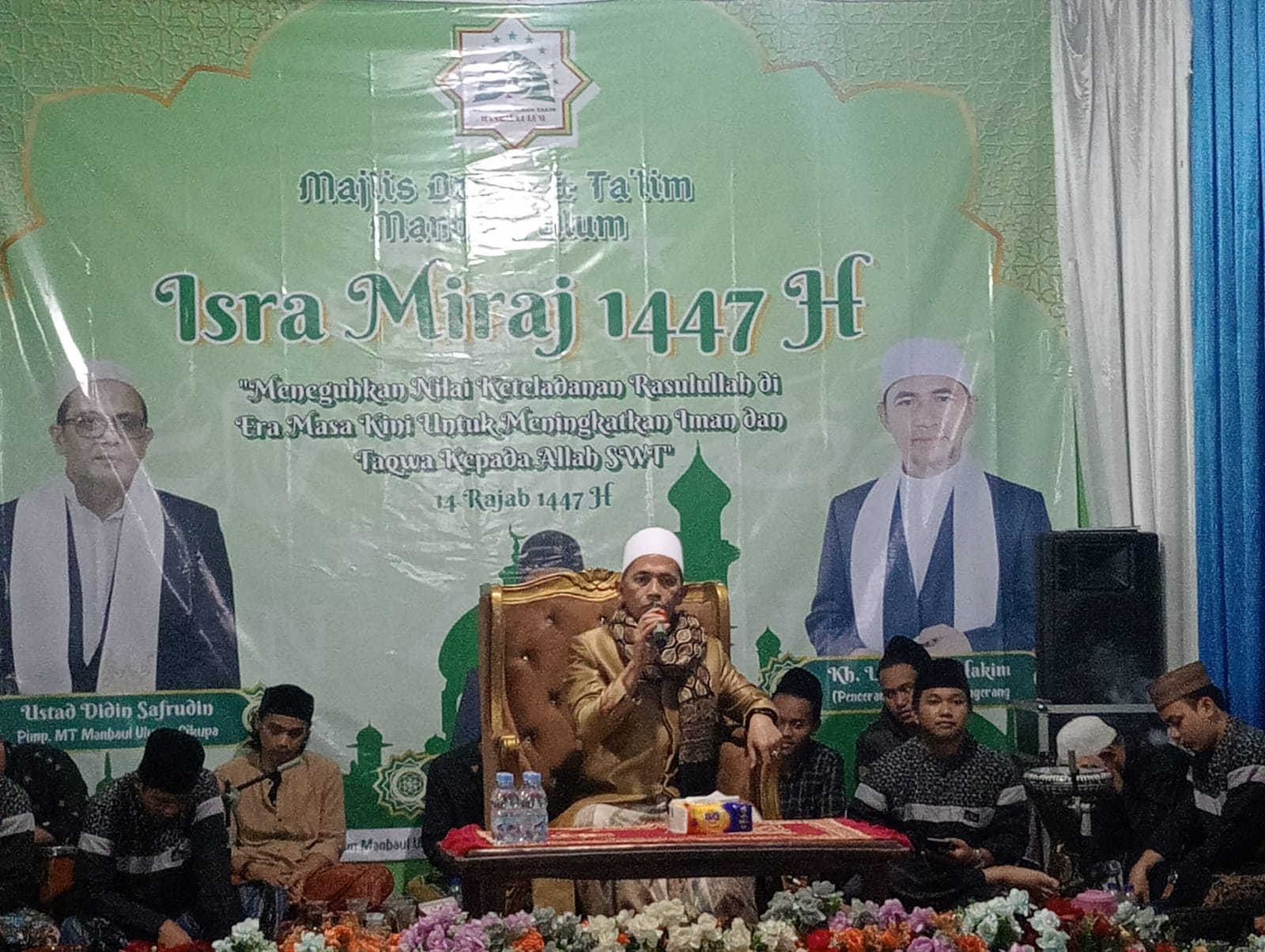Ustad Didin Safrudin Pimpin Acara Isra Mi’raj Di Majelis Dzikir Manbaul Ulum Kel.Bunder, Tekankan Pentingnya Iman dan Takwa