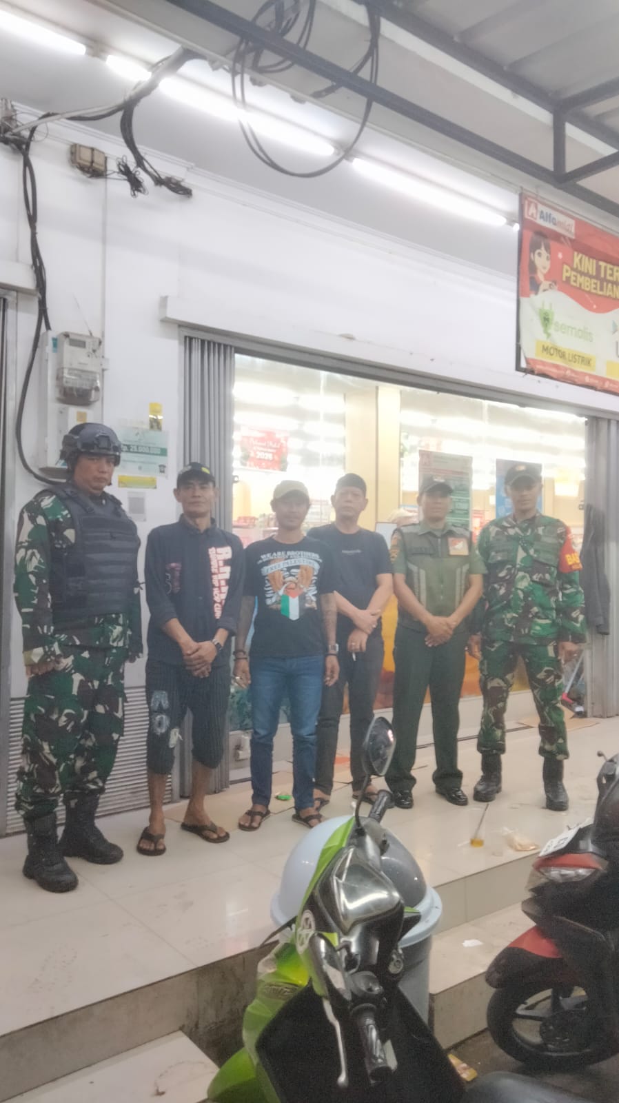 Jaga Wilayah tetap Aman Kodim 0506/Tgr Patroli Bersama Komduk