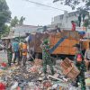 Satgas Sampah Koramil 01/Tgr Bersihkan Sampah di Karawaci