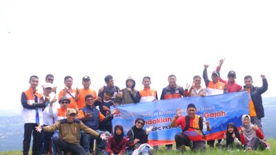 Pengurus PKS Sidomukti Taklukkan Gunung Gajah, Perkuat Soliditas Lewat Pendakian