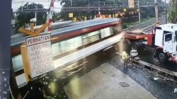 Akibat Tabrak Truk Kontainer di Perlintasan Poris, Operasional Kereta Api Indonesia Menuju Bandara Terganggu