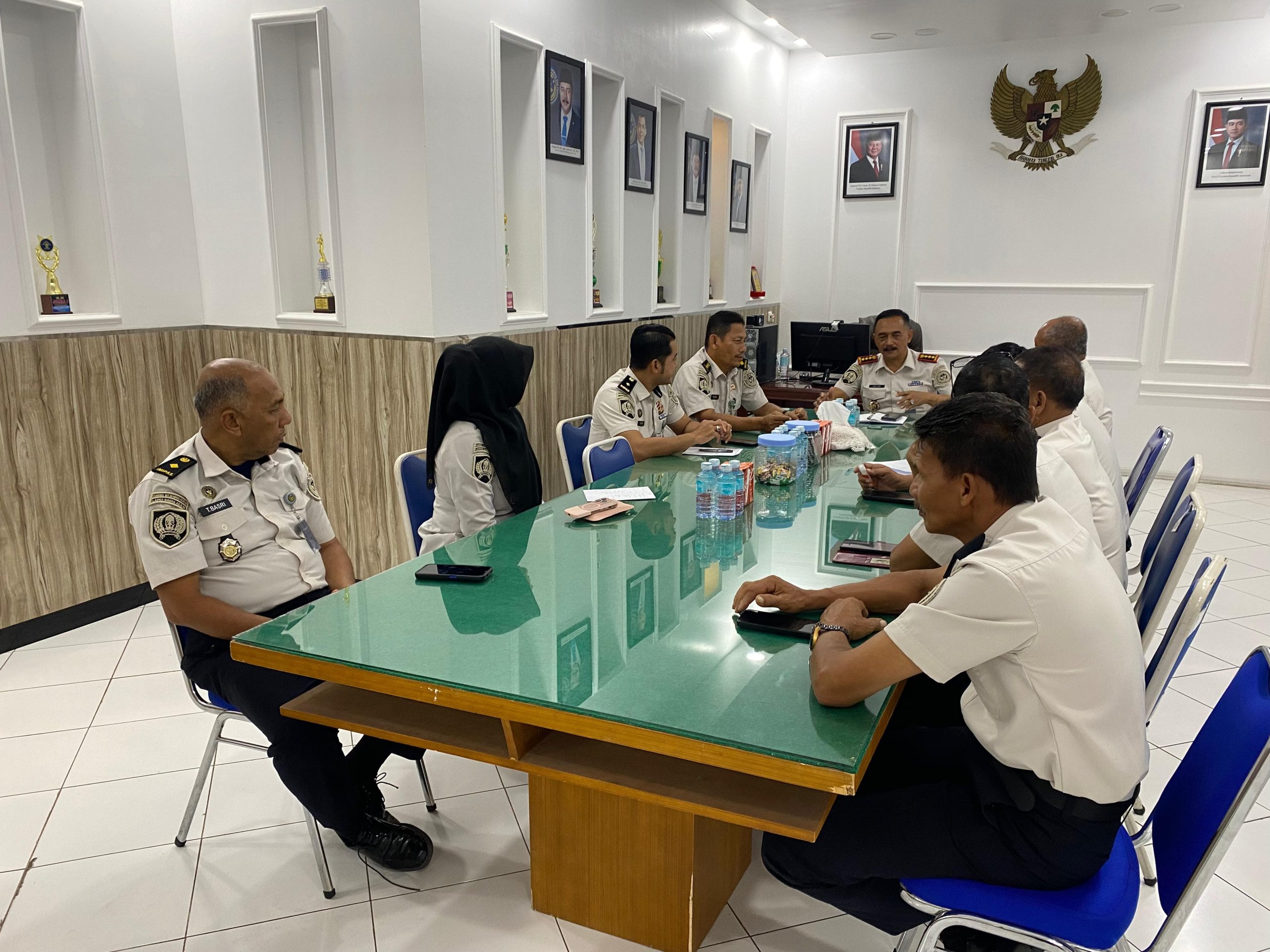 Semangat Kebersamaan Ramadhan, Kepala Lapas Kelas IIA Banda Aceh Pimpin Rapat Agenda Buka Bersama