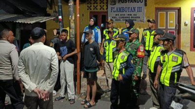 Babinsa Koramil 07/Cipayung Bersama Komduk Gelar Patroli Sahur, Ciptakan Keamanan dan Kondusivitas di Lubang Buaya.