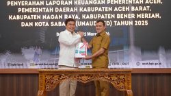 Wagub Aceh Tegaskan Komitmen Transparansi dalam Penyerahan Laporan Keuangan 2025