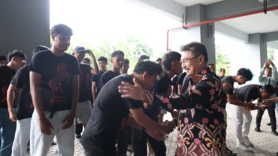 Wakil Wali Kota Bekasi Hadiri Peresmian SPKLU Berkapasitas Besar di Summarecon Mall Bekasi