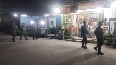 Patroli Maung Koramil 11/Pasar Kemis Tingkatkan Keamanan Wilayah   ‎