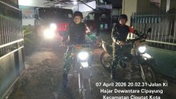 Tingkatkan Keamanan Babinsa Bersama Linmas Gelar Patroli Dan Komsos