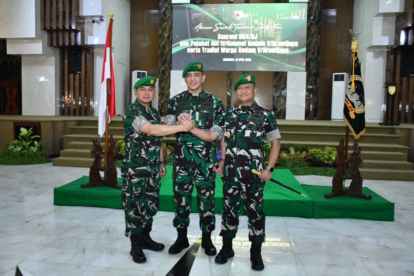 Estafet Kepemimpinan Korem 083/Baladhika Jaya Bergulir, Pangdam Tekankan Kepemimpinan Tangguh dan Rendah Hati