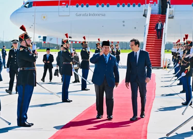 Presiden Prabowo Tiba di Paris, Kunjungan Resmi Kenegaraan Perkuat Kerja Sama Super Strategis