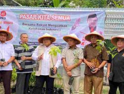 Perkuat Ketahanan Pangan, PKS Tebar Bibit Alpukat dan Benih Lele di Cilodong