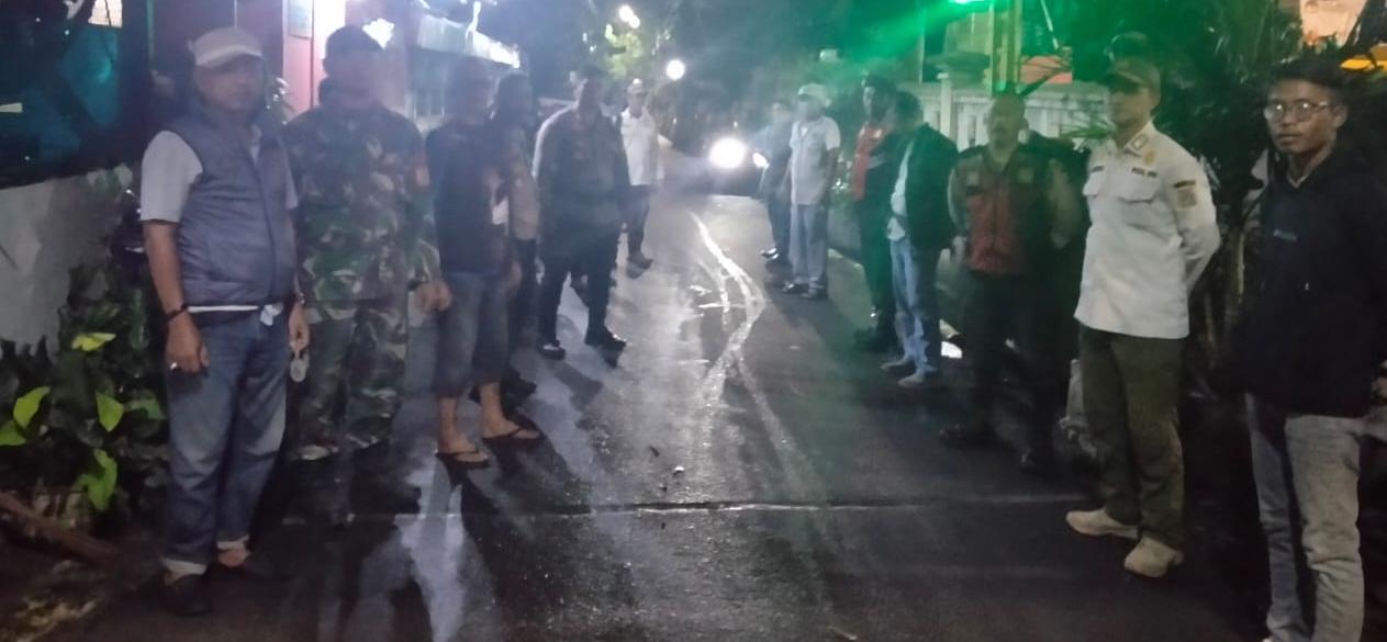 Koramil 04/Pulogadung Bersama Tiga Pilar Intensifkan Patroli/Siskamling Demi Keamanan Wilayah