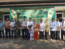 Kodim 0510/Tigaraksa Bagikan 494 Paket Daging Kurban Idul Adha