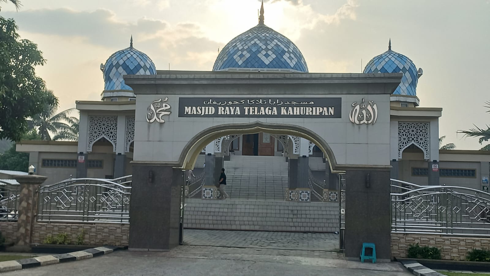 Indahnya Gotong Royong Dan Kebersamaan Warga Perumahan Telaga Kahuripan