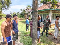 Melalui Komsos Babinsa Cikuya Ajak Warga Jaga Kebersihan